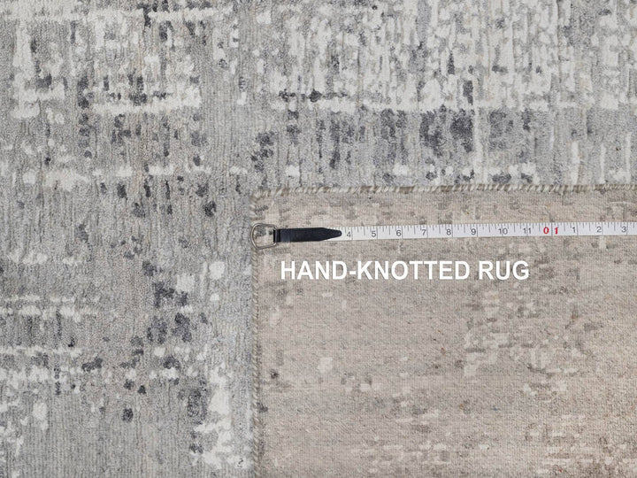 5'1" x 7'1" New Hand Knotted Grey Wool Rectangle Oriental Rug - MOA10291853