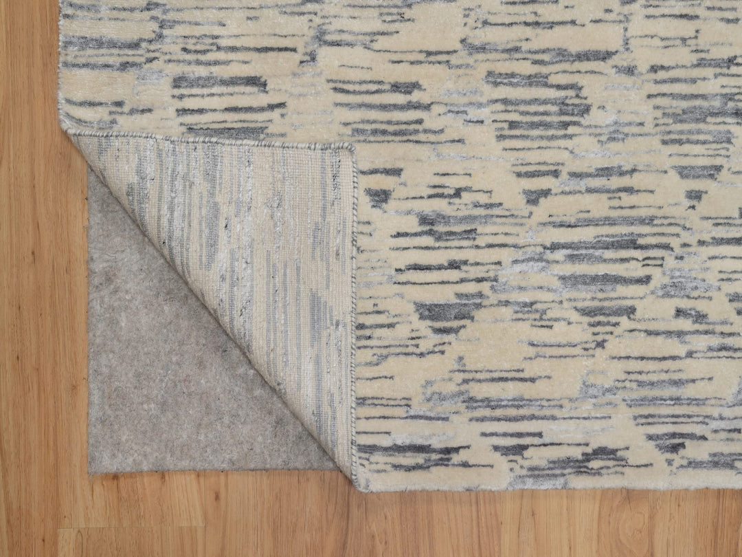 8'1" x 10'0" New Hand Knotted Ivory Wool Rectangle Oriental Rug - MOA10291855