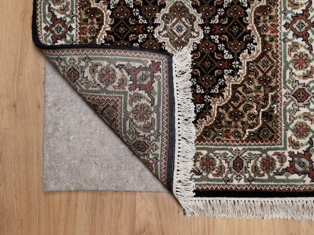 2'4" x 4'9" New Hand Knotted Black Wool Rectangle Oriental Rug - MOA10291966