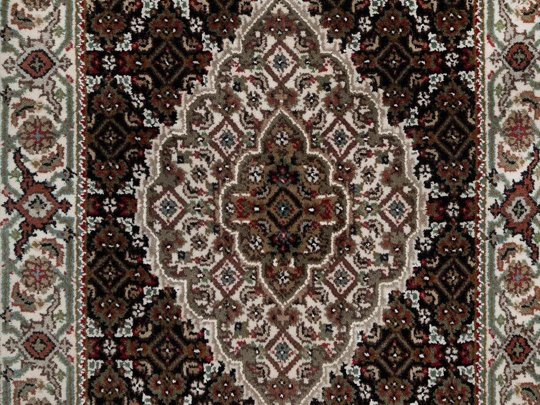 2'4" x 4'9" New Hand Knotted Black Wool Rectangle Oriental Rug - MOA10291966