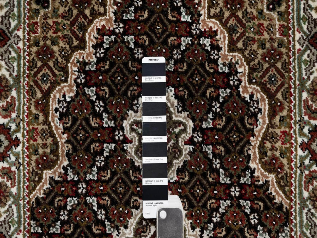 2'5" x 4'8" New Hand Knotted Black Wool Rectangle Oriental Rug - MOA10291968