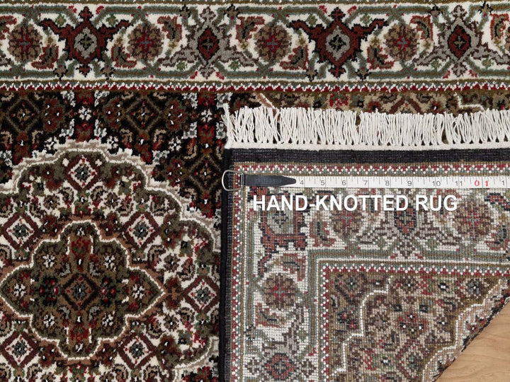 2'5" x 4'8" New Hand Knotted Black Wool Rectangle Oriental Rug - MOA10291968