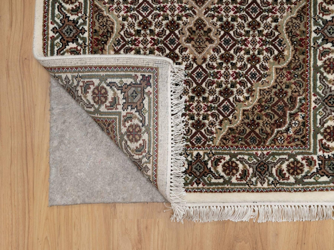 2'9" x 8'1" New Hand Knotted Ivory Wool Runner Oriental Rug - MOA10291975