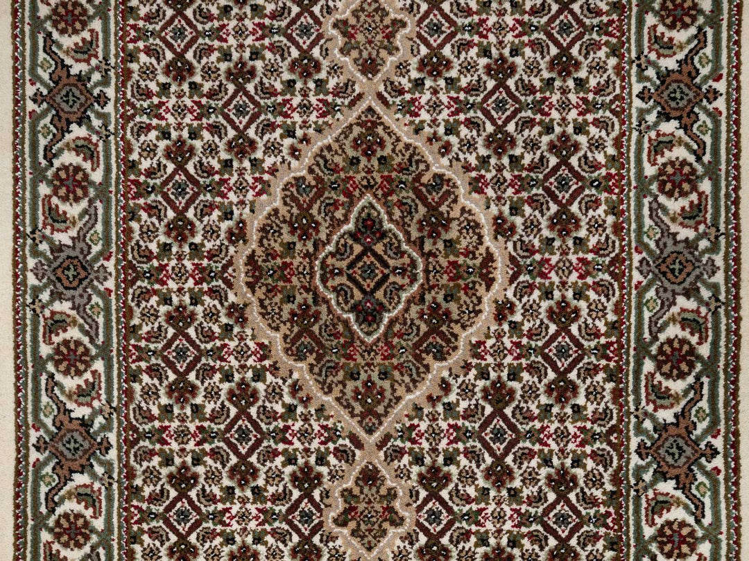 2'9" x 8'1" New Hand Knotted Ivory Wool Runner Oriental Rug - MOA10291975