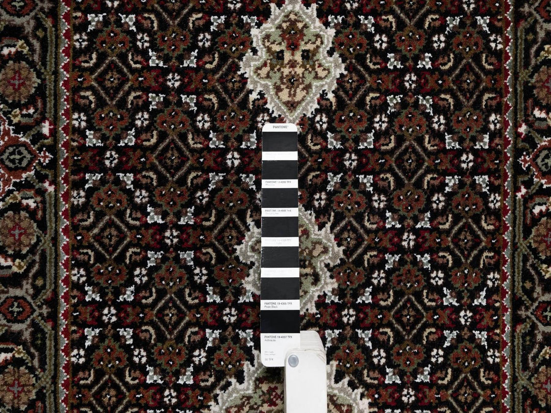 2'7" x 6'9" New Hand Knotted Black Wool Runner Oriental Rug - MOA10291976