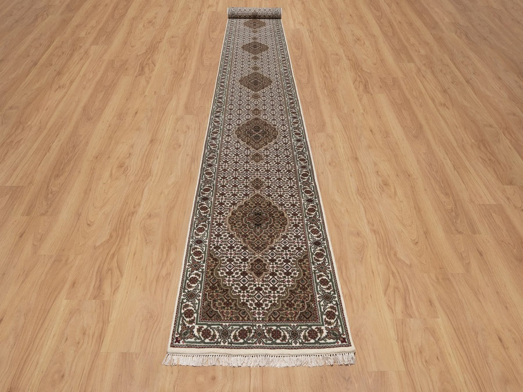 2'7" x 21'2" New Hand Knotted Ivory Wool Runner Oriental Rug - MOA10291980