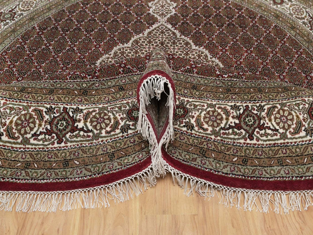 8'0" x 8'0" New Hand Knotted Red Wool Round Oriental Rug - MOA10291982