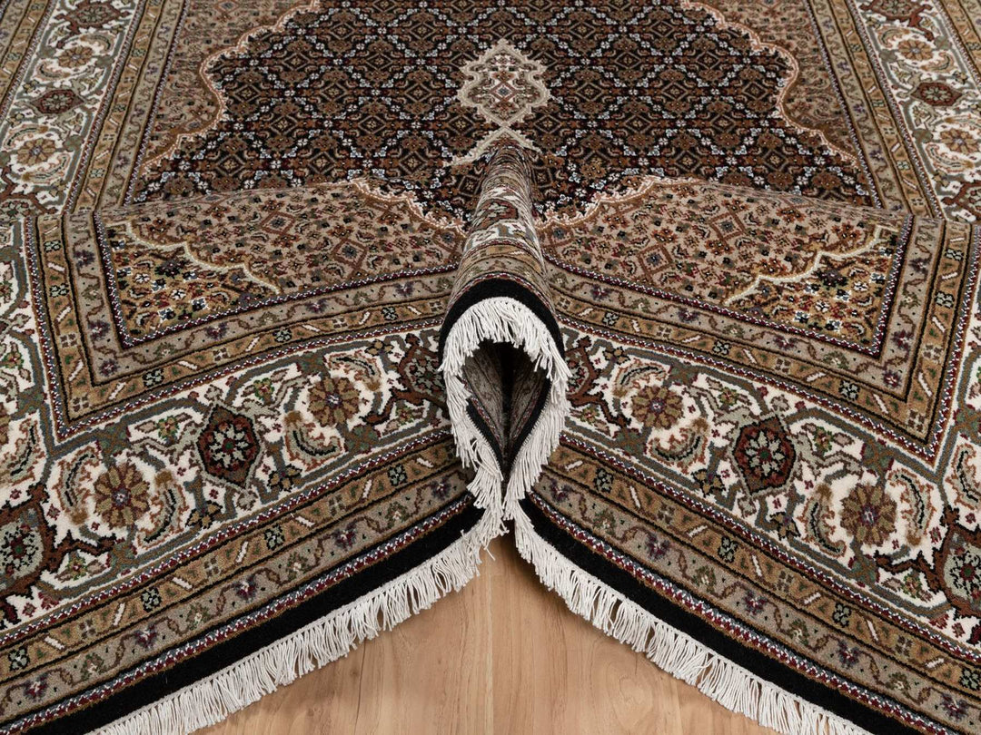 6'0" x 9'1" New Hand Knotted Black Wool Rectangle Oriental Rug - MOA10291983