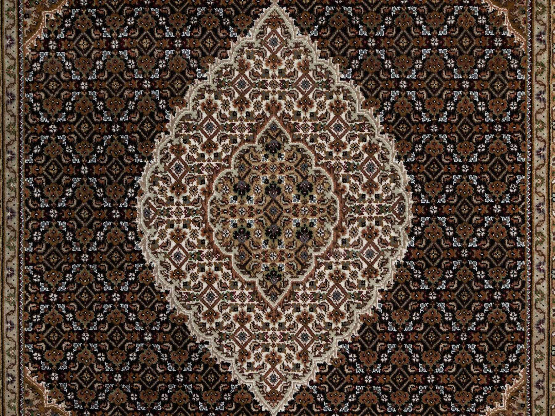 6'0" x 9'1" New Hand Knotted Black Wool Rectangle Oriental Rug - MOA10291983