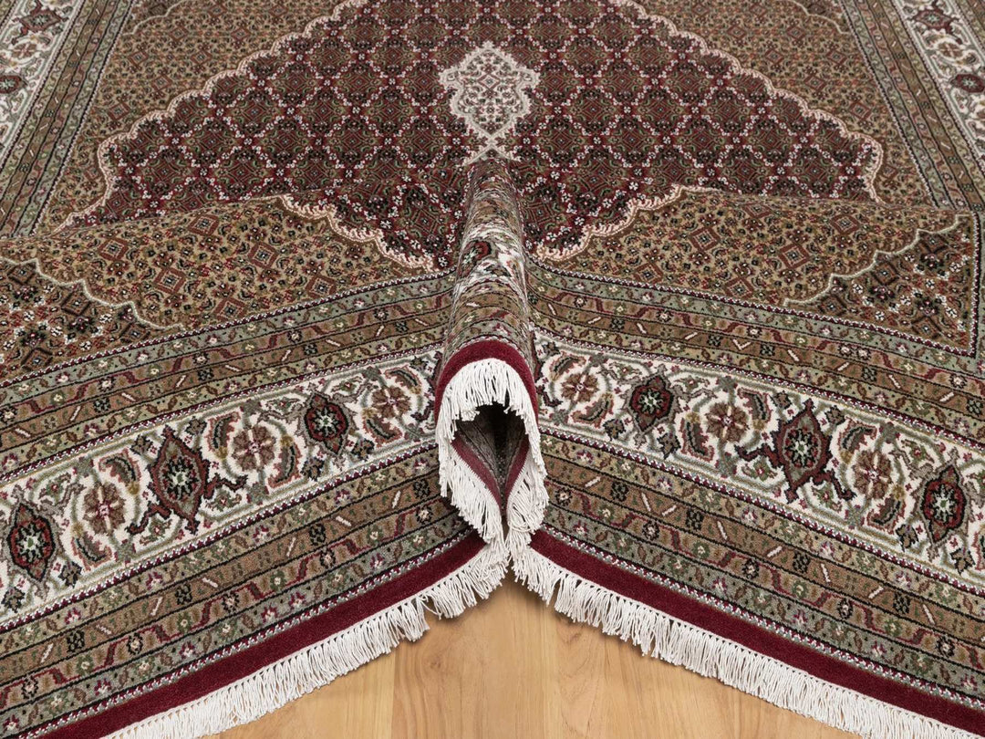 7'9" x 10'0" New Hand Knotted Red Wool Rectangle Oriental Rug - MOA10291987