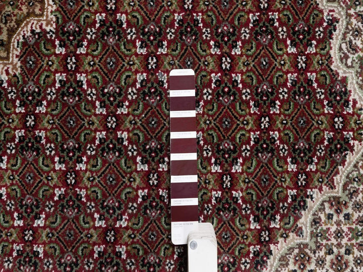 7'9" x 10'0" New Hand Knotted Red Wool Rectangle Oriental Rug - MOA10291987