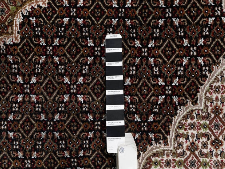 8'0" x 8'0" New Hand Knotted Black Wool Square Oriental Rug - MOA10291988