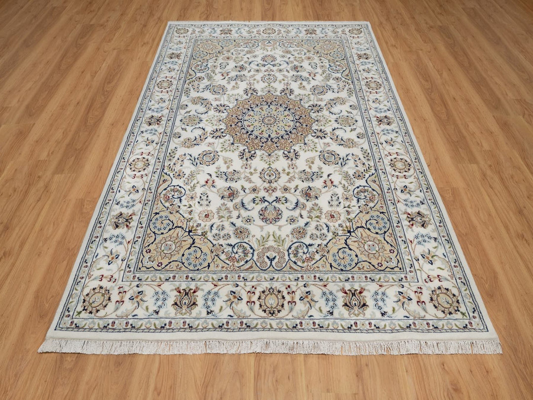 6'1" x 9'0" New Hand Knotted Ivory Wool & Silk Rectangle Oriental Rug - MOA10292008