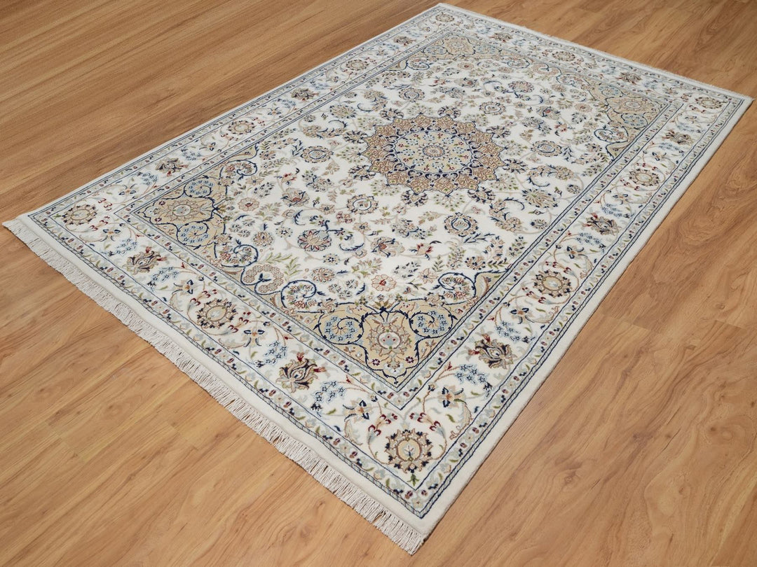 6'1" x 9'0" New Hand Knotted Ivory Wool & Silk Rectangle Oriental Rug - MOA10292008