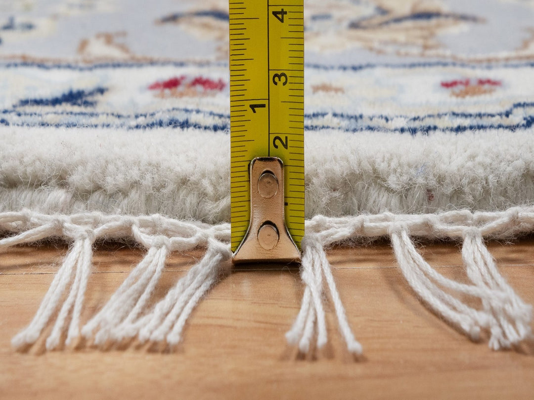 5'1" x 5'2" New Hand Knotted Ivory Wool & Silk Round Oriental Rug - MOA10292012