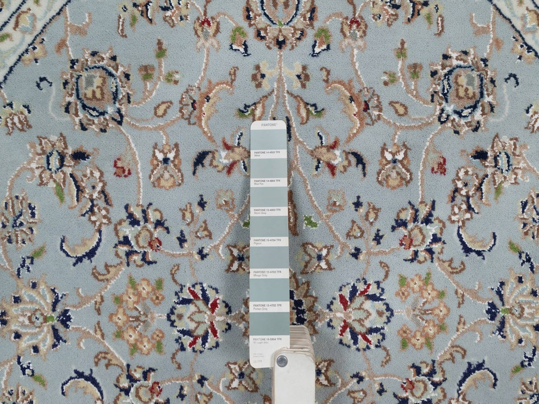 4'0" x 4'1" New Hand Knotted Blue Wool & Silk Round Oriental Rug - MOA10292025