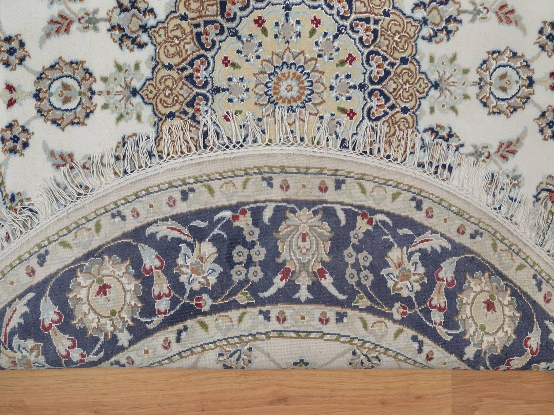 5'1" x 5'2" New Hand Knotted Ivory Wool & Silk Round Oriental Rug - MOA10292026