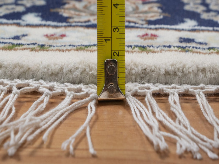 5'1" x 5'2" New Hand Knotted Ivory Wool & Silk Round Oriental Rug - MOA10292026