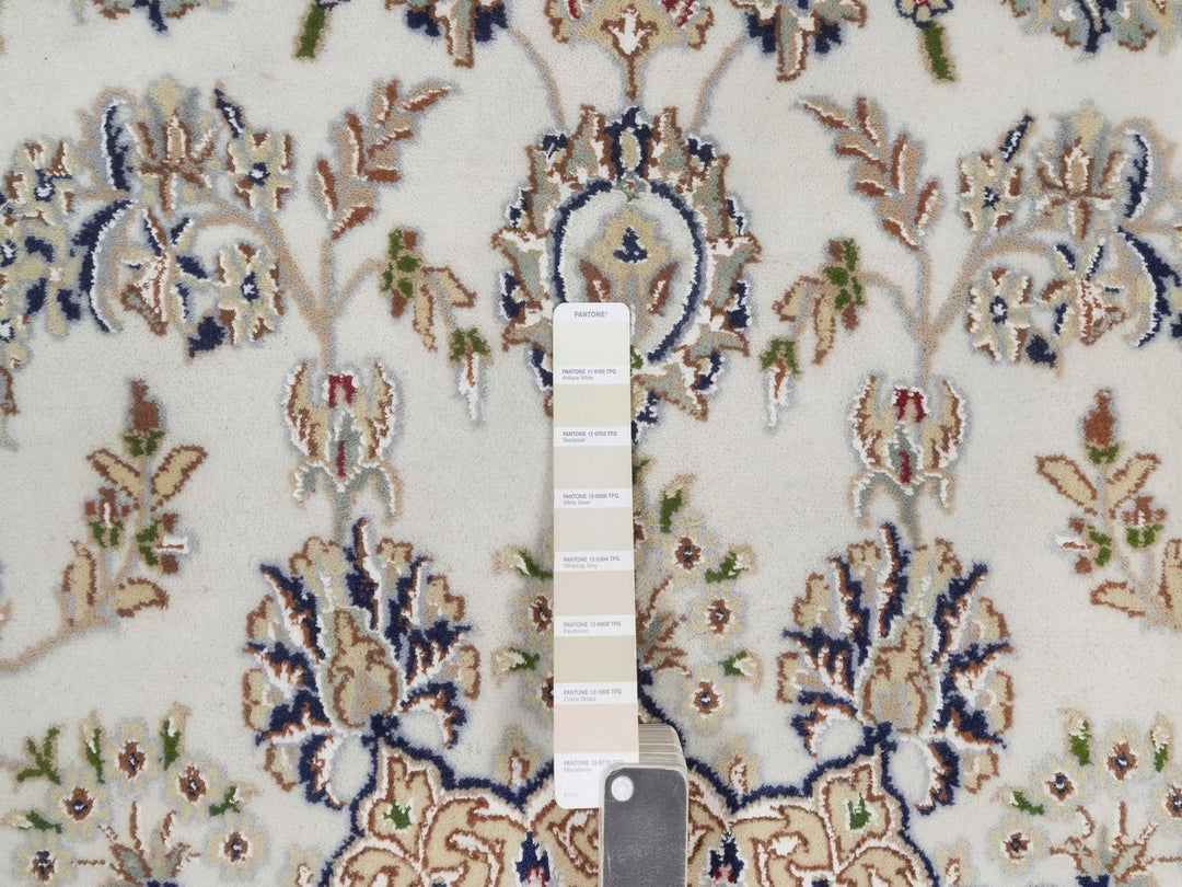 7'4" x 7'5" New Hand Knotted Ivory Wool & Silk Round Oriental Rug - MOA10292027