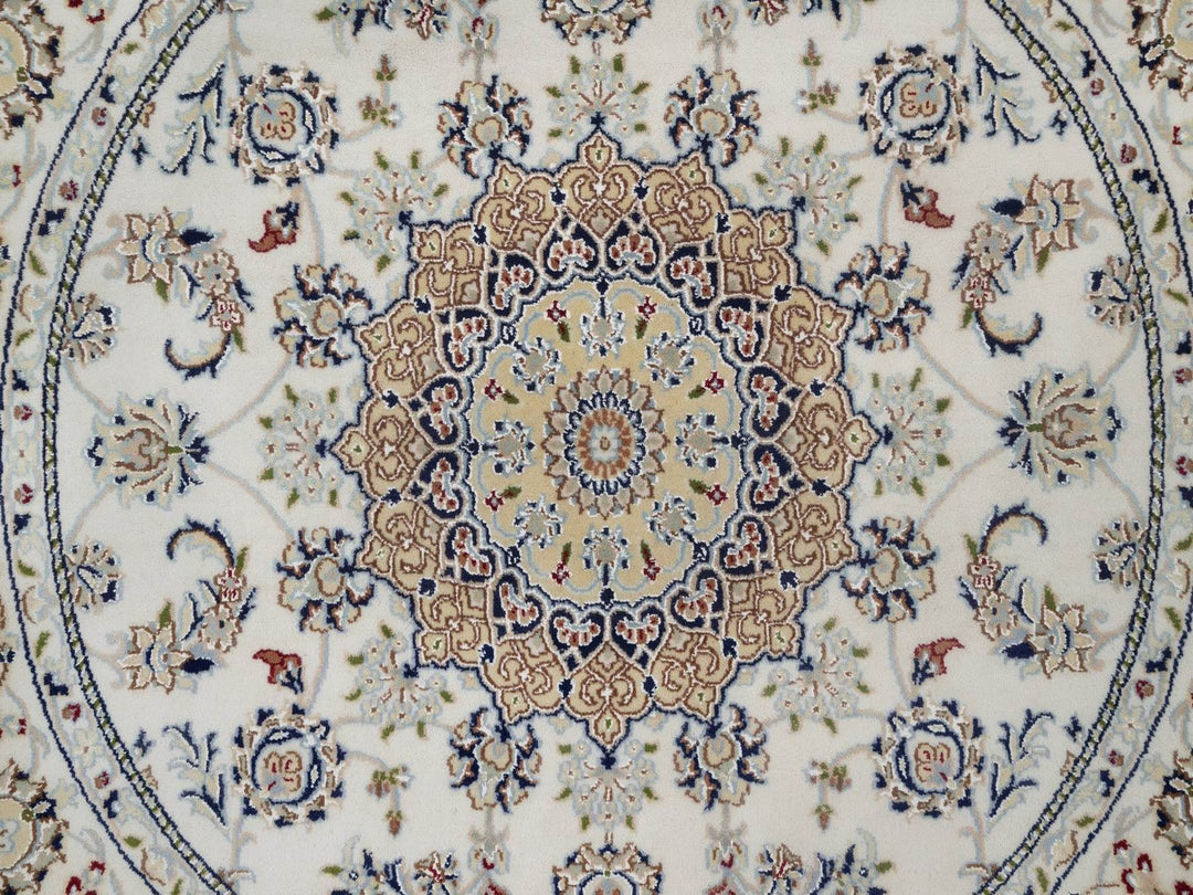 5'1" x 5'1" New Hand Knotted Ivory Wool & Silk Round Oriental Rug - MOA10292033