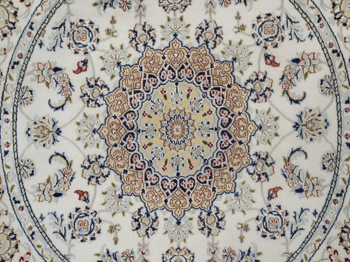 5'1" x 5'1" New Hand Knotted Ivory Wool & Silk Round Oriental Rug - MOA10292033