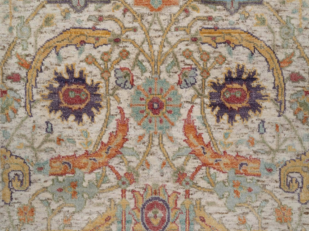 2'6" x 8'2" New Hand Knotted Ivory Wool & Silk Runner Oriental Rug - MOA10292070