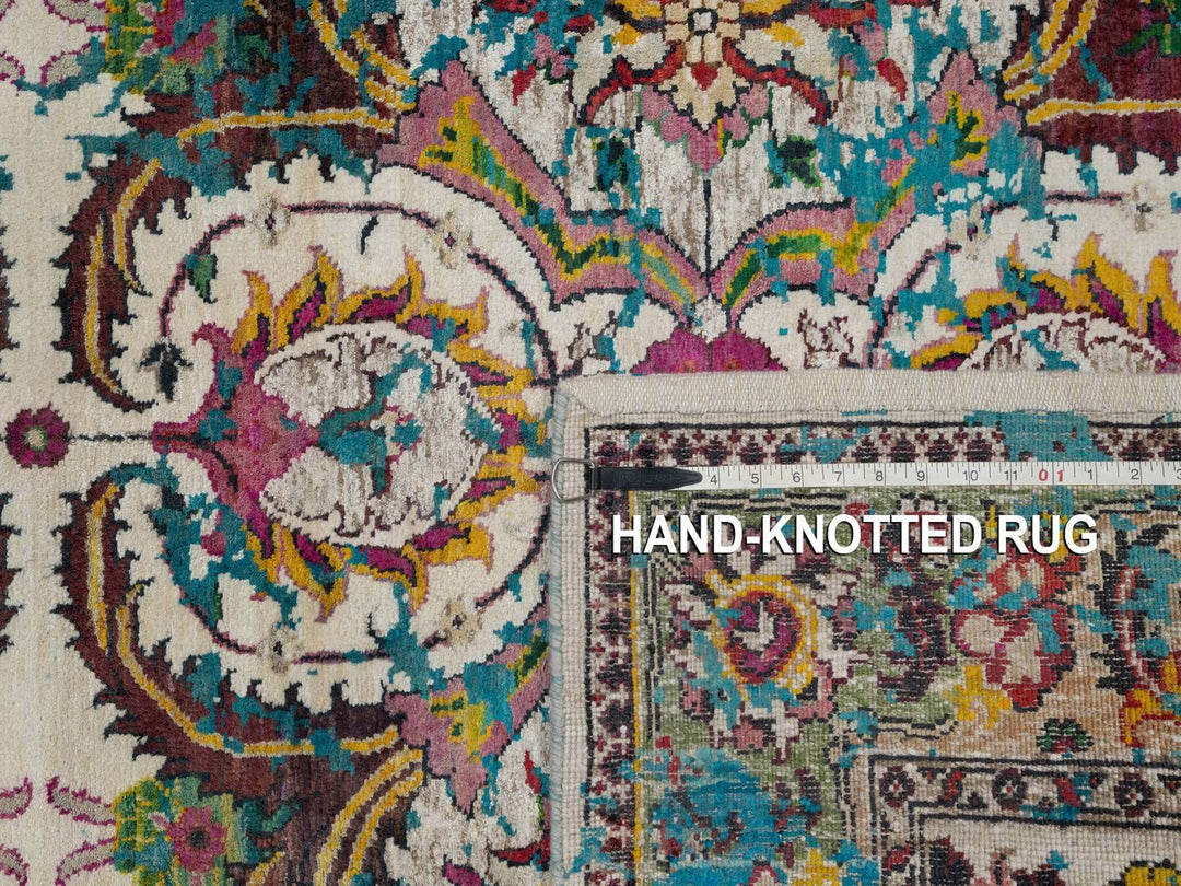 4'11" x 7'1" New Hand Knotted Ivory Wool & Silk Rectangle Oriental Rug - MOA10292074