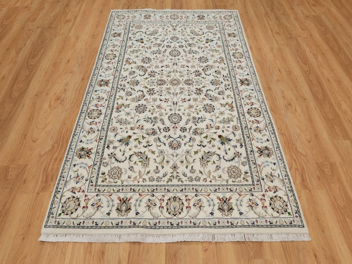 4'10" x 8'0" New Hand Knotted Ivory Wool & Silk Rectangle Oriental Rug - MOA10292095