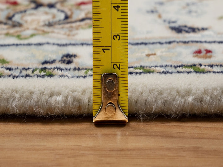 4'10" x 8'0" New Hand Knotted Ivory Wool & Silk Rectangle Oriental Rug - MOA10292095