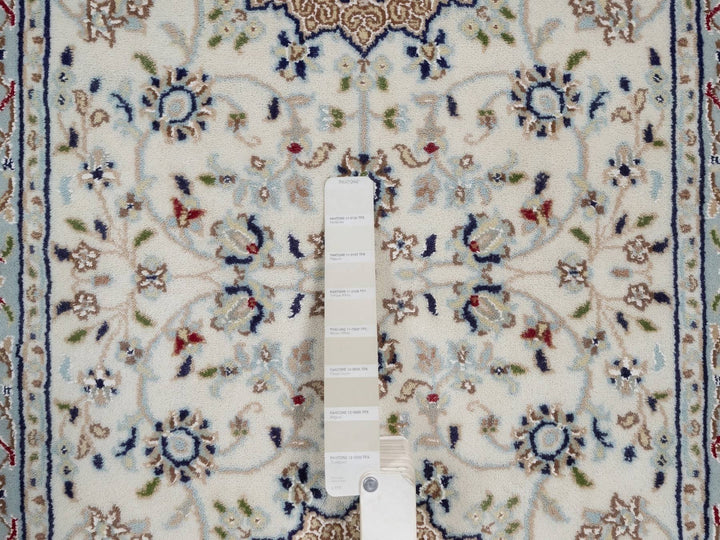 2'9" x 6'5" New Hand Knotted Ivory Wool & Silk Runner Oriental Rug - MOA10292116