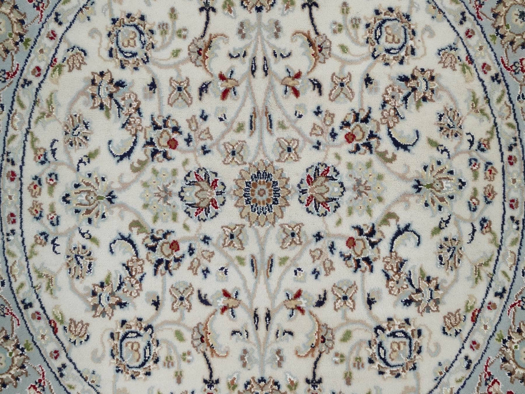 4'1" x 4'2" New Hand Knotted Ivory Wool & Silk Round Oriental Rug - MOA10292118