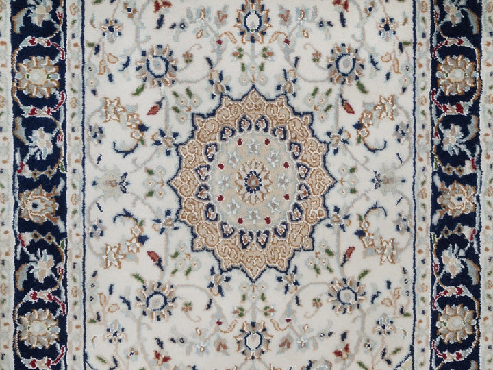 2'7" x 6'1" New Hand Knotted Ivory Wool & Silk Runner Oriental Rug - MOA10292121