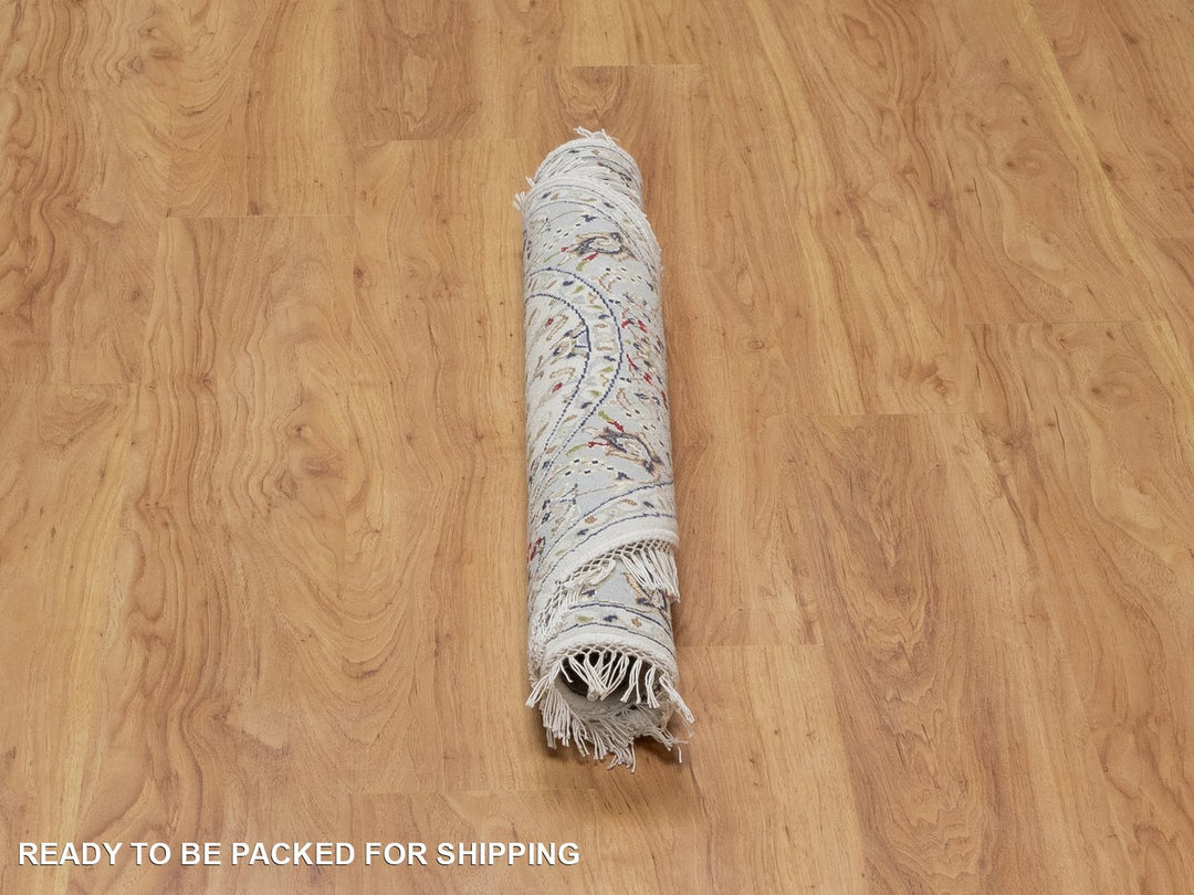 3'2" x 3'2" New Hand Knotted Ivory Wool & Silk Round Oriental Rug - MOA10292130