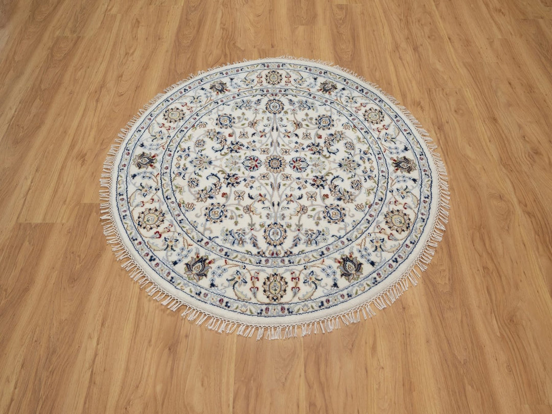 4'1" x 4'2" New Hand Knotted Ivory Wool & Silk Round Oriental Rug - MOA10292133
