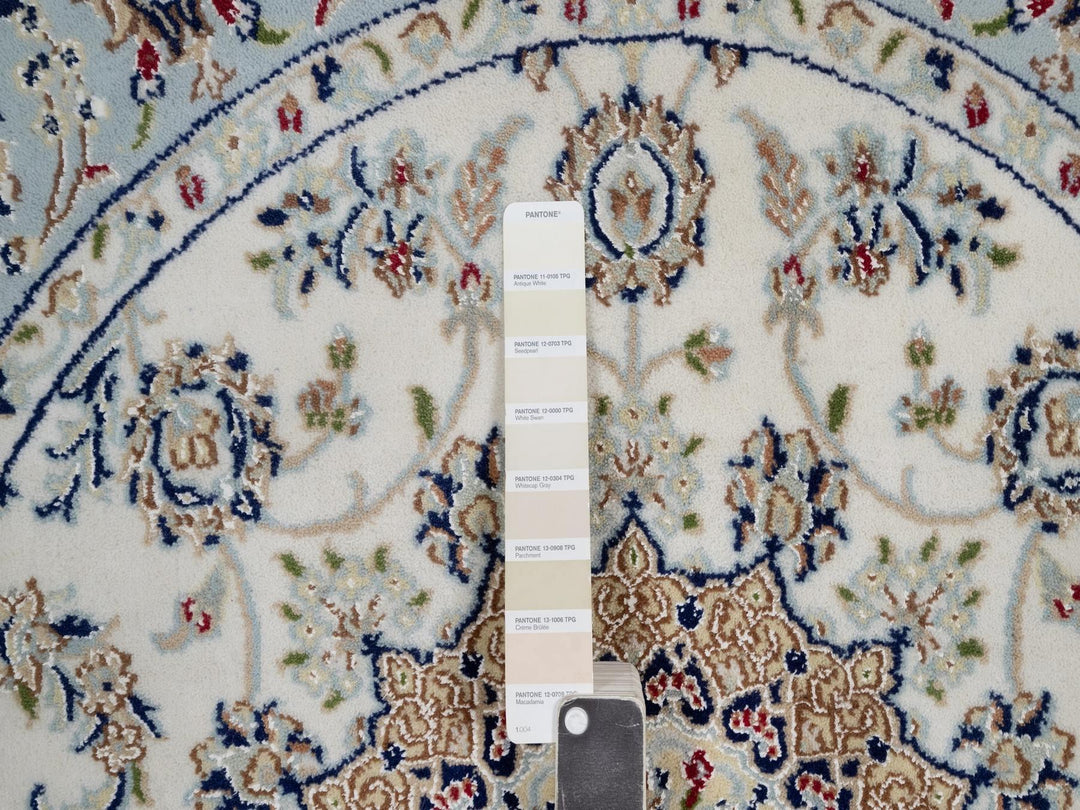 4'1" x 4'2" New Hand Knotted Ivory Wool & Silk Round Oriental Rug - MOA10292136