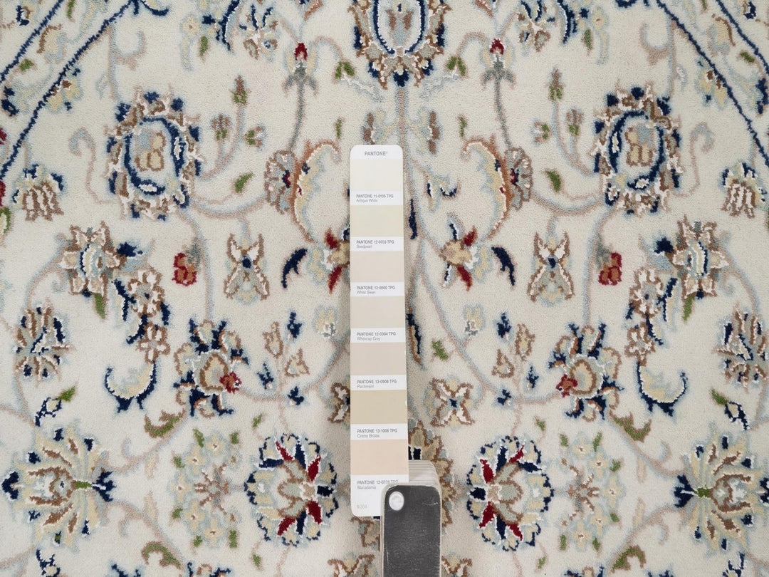 3'11" x 3'11" New Hand Knotted Ivory Wool & Silk Round Oriental Rug - MOA10292138