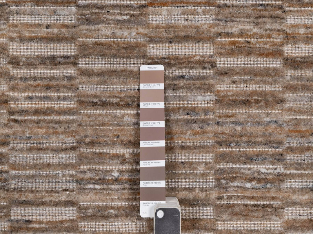 6'0" x 6'0" New Hand Loomed Brown Wool Round Oriental Rug - MOA10292195