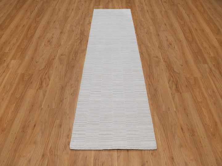 2'6" x 10'0" New Hand Loomed Ivory Wool Runner Oriental Rug - MOA10292200