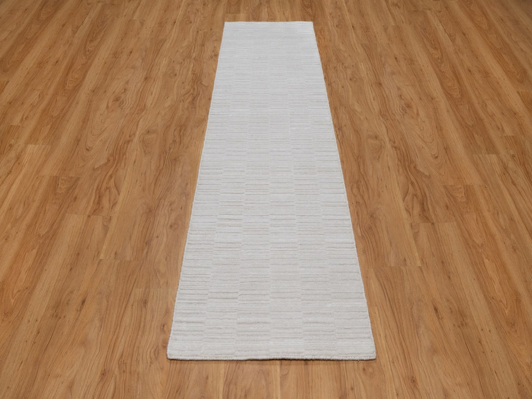 2'6" x 10'0" New Hand Loomed Ivory Polyester Runner Oriental Rug - MOA10292200