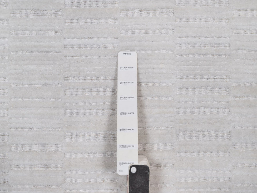 2'6" x 10'0" New Hand Loomed Ivory Wool Runner Oriental Rug - MOA10292201