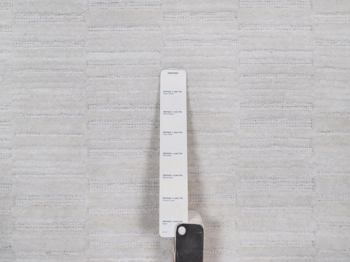 2'6" x 10'0" New Hand Loomed Ivory Wool Runner Oriental Rug - MOA10292201