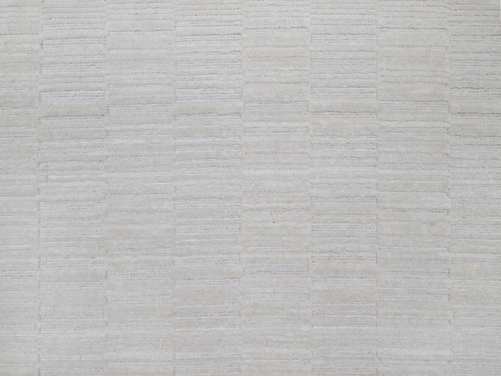 5'0" x 5'0" New Hand Loomed Ivory Wool Round Oriental Rug - MOA10292221