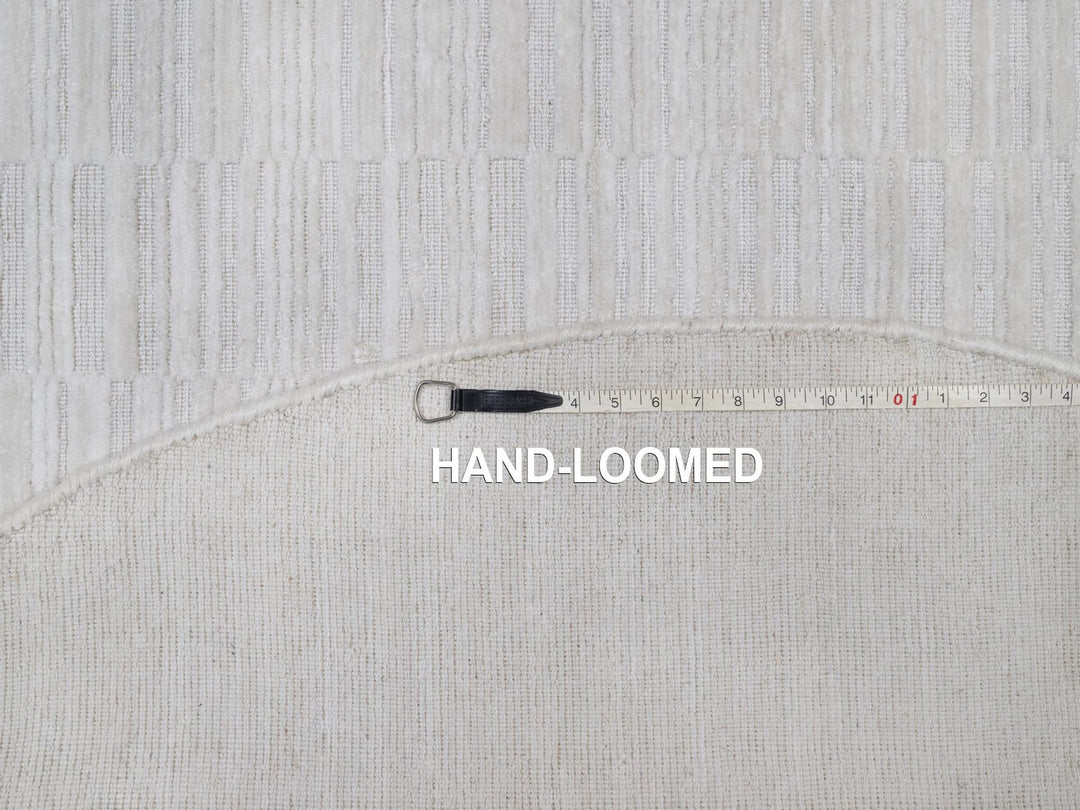 6'0" x 6'0" New Hand Loomed Ivory Wool Round Oriental Rug - MOA10292223