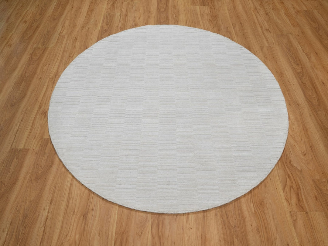 6'0" x 6'0" New Hand Loomed Ivory Wool Round Oriental Rug - MOA10292241