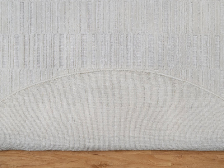 6'0" x 6'0" New Hand Loomed Ivory Wool Round Oriental Rug - MOA10292241