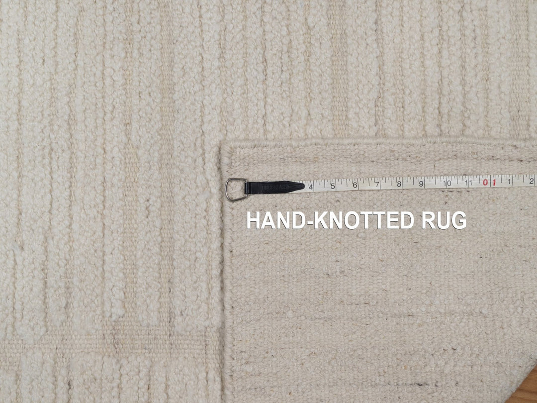 2'6" x 8'0" New Hand Knotted Ivory Wool Runner Oriental Rug - MOA10292251