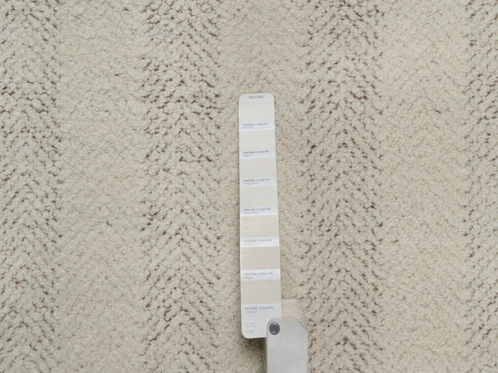 2'5" x 8'2" New Hand Knotted Ivory Wool Runner Oriental Rug - MOA10292264