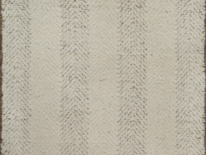 2'5" x 8'2" New Hand Knotted Ivory Wool Runner Oriental Rug - MOA10292264