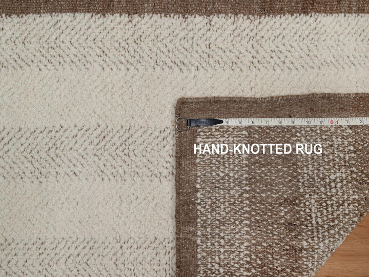 2'5" x 8'3" New Hand Knotted Ivory Wool Runner Oriental Rug - MOA10292265