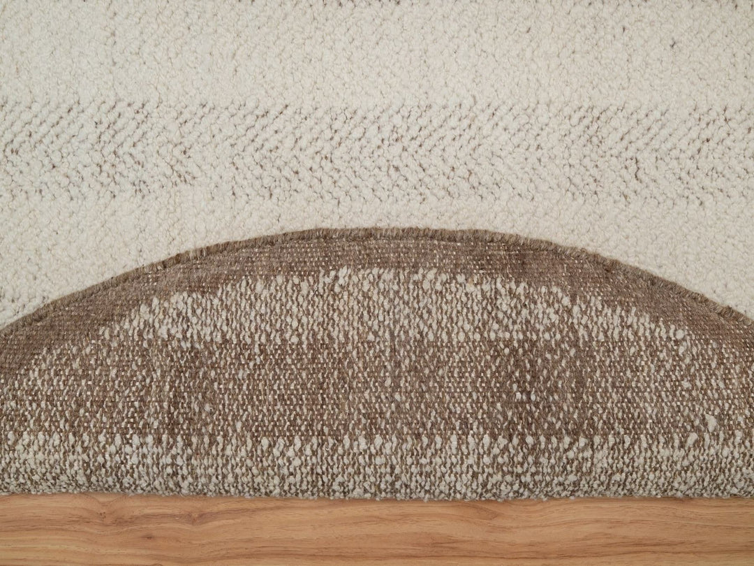 5'1" x 5'1" New Hand Knotted Ivory Wool Round Oriental Rug - MOA10292280